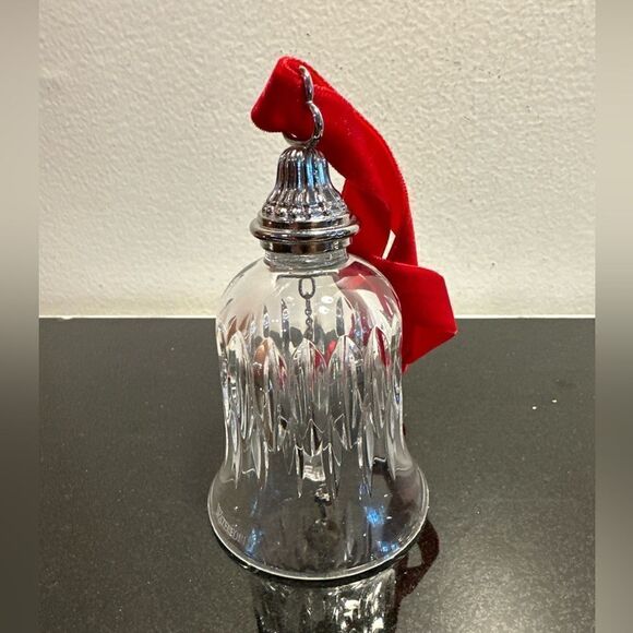 WATERFORD CRYSTAL 12 DAYS of
CHRISTMAS BELL, 5th Ed., 5 Gold rings - Picture 1 of 13